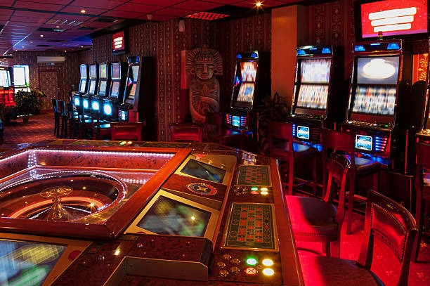 menara138 platform dashboard showing sportsbook, live casino, and slots